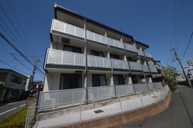 レオパレスフラッシュステージの物件外観写真