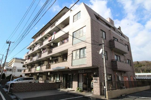 プランドールの物件外観写真