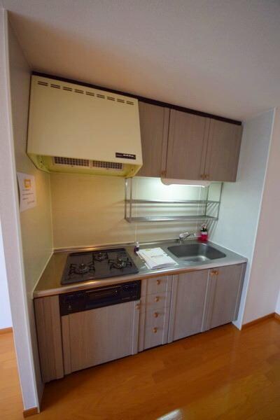 ファミリーカーサの物件内観写真