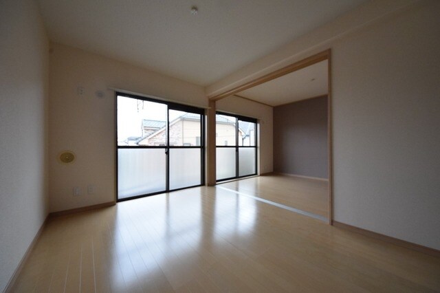 ルミエールセゾンの物件内観写真