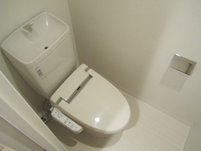 アーデル・フェリエ国立東の物件内観写真