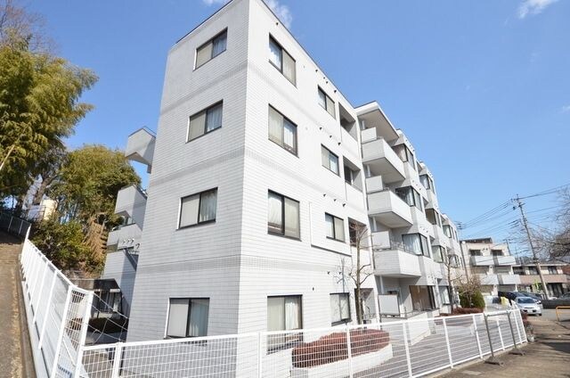 レジデンス高尾の物件外観写真