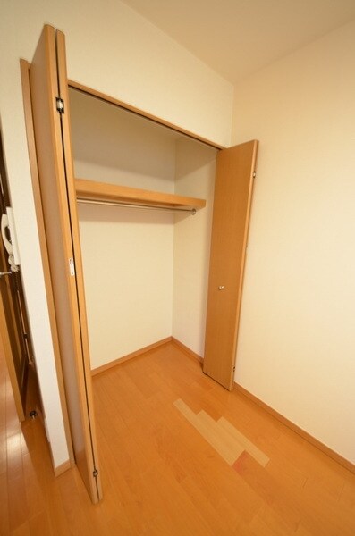 ヴェルデスの物件内観写真