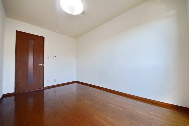 アドニスイーストの物件内観写真