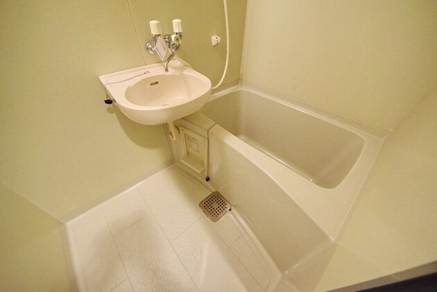 アドニスイーストの物件内観写真