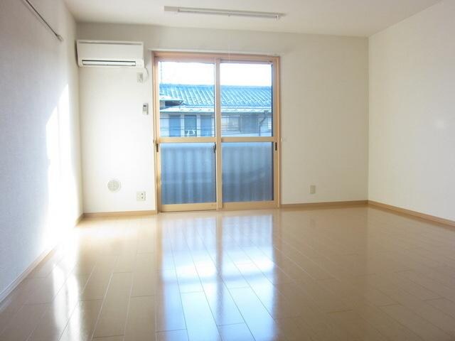 ファミール多摩平の物件内観写真