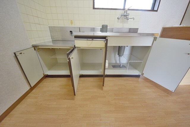 リバーサイド・ヴィラの物件内観写真