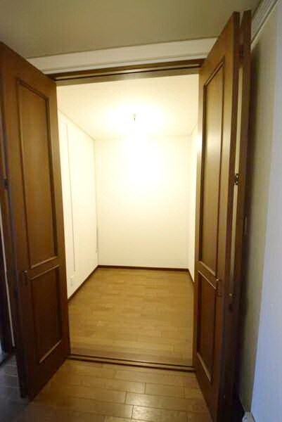 メゾンドゥ国立の物件内観写真