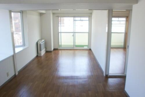 コージィーコートの物件内観写真