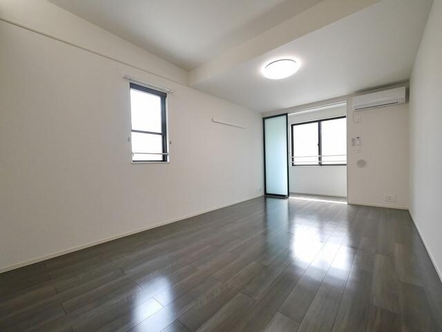 フォンターナ・コートの物件内観写真