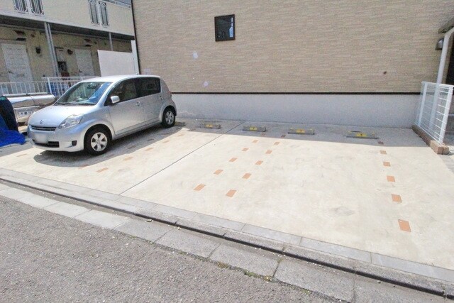 フォンターナ・コートの物件内観写真