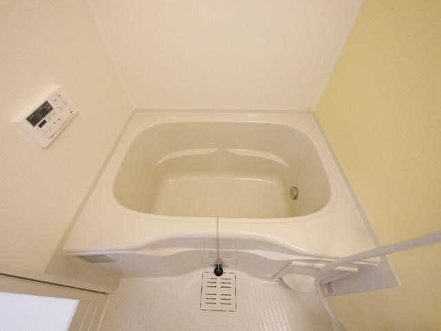 フォンターナ・コートの物件内観写真