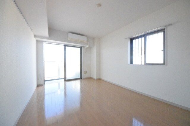 南新町マンションの物件内観写真