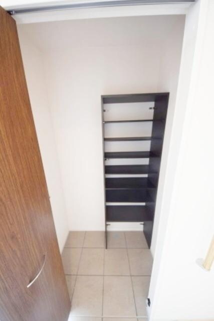 フィオーレ西平山の物件内観写真