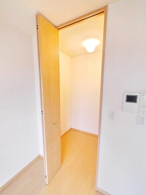 リヴェール石田の物件内観写真