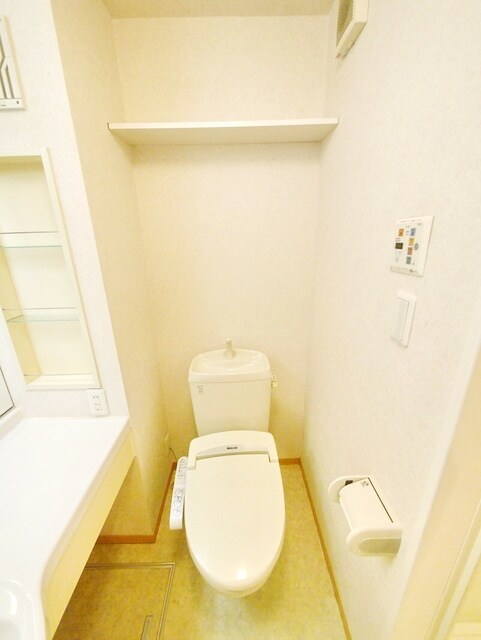 リヴェール石田の物件内観写真