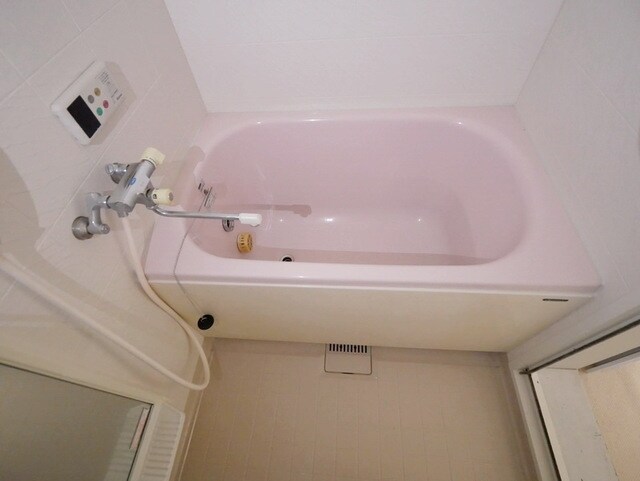 リフィーネめじろ台の物件内観写真