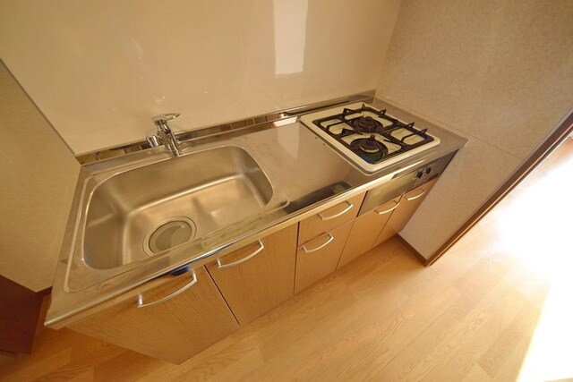 ウィングピュア壱番館の物件内観写真