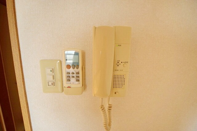 ウィングピュア壱番館の物件内観写真