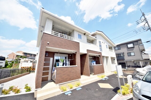 プロムナードの物件外観写真