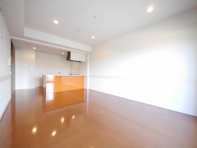 ロイヤルパークス若葉台の物件内観写真