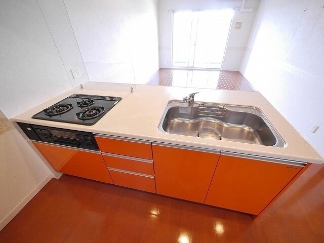 ロイヤルパークス若葉台の物件内観写真