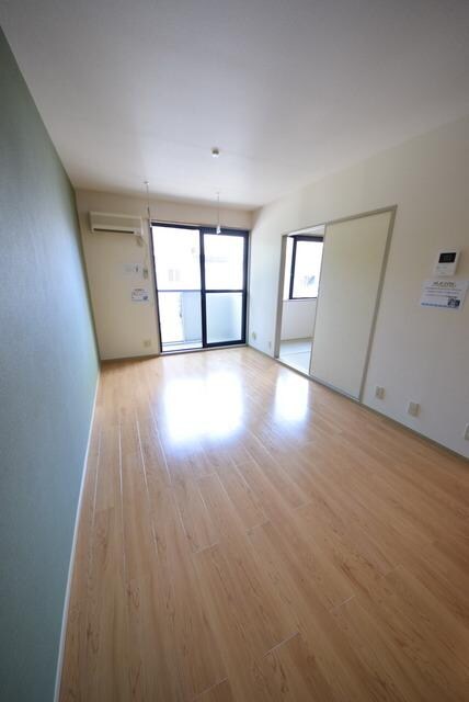 サンハイムS&Hの物件内観写真