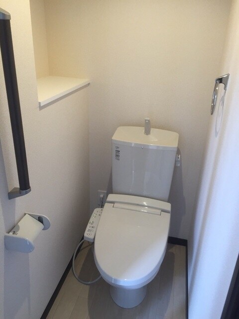 レオネクストフロレゾンAの物件内観写真