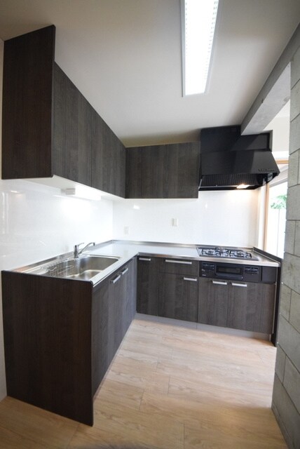 エルムコートの物件内観写真