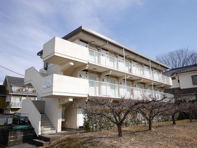 ログラール1の物件外観写真