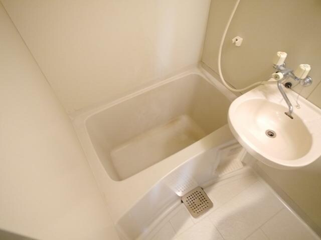 アドニス015の物件内観写真