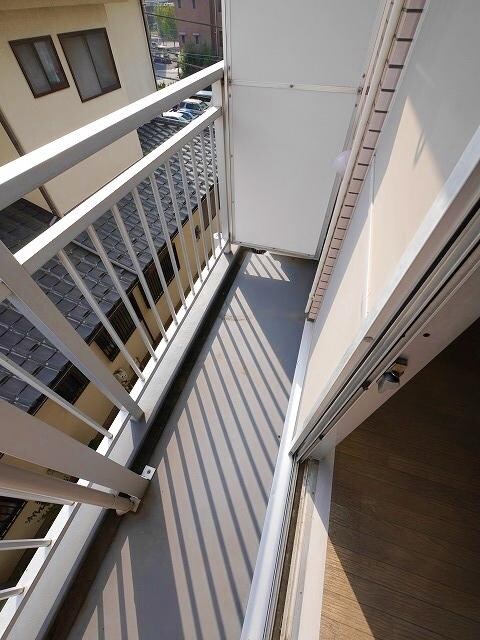 エーリフローレンスBの物件内観写真