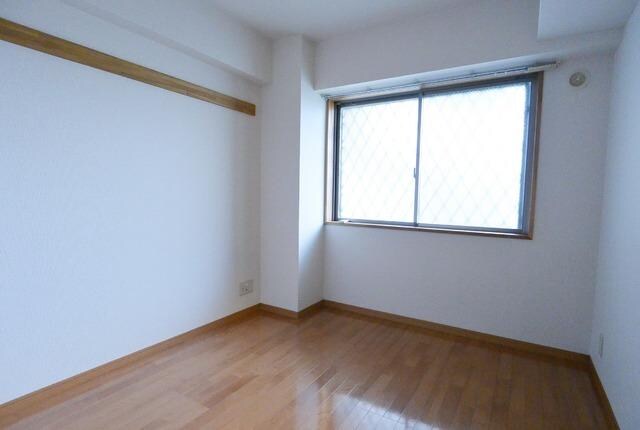 ドルフ喜多見の物件内観写真