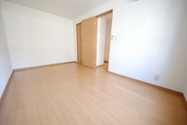 ジェネシスAの物件内観写真