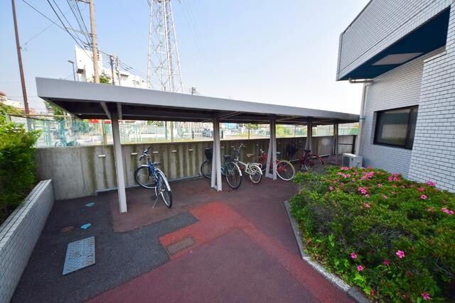 成城ロイヤルマンションの物件内観写真