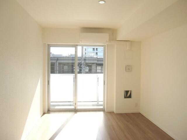 スパシエソリデ世田谷砧の物件内観写真