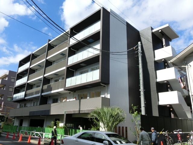 スパシエソリデ世田谷砧の物件内観写真