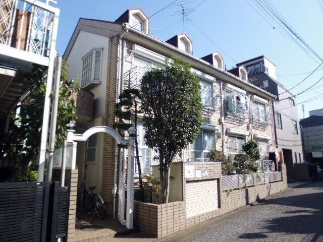 オヴュレンス烏山の物件外観写真