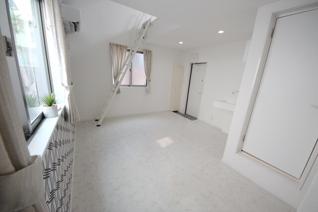 LaChic仙川の物件内観写真