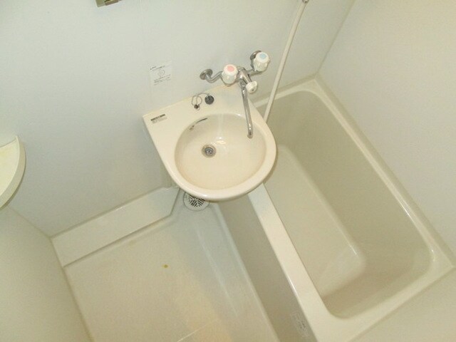 Rev Refays B.Bの物件内観写真