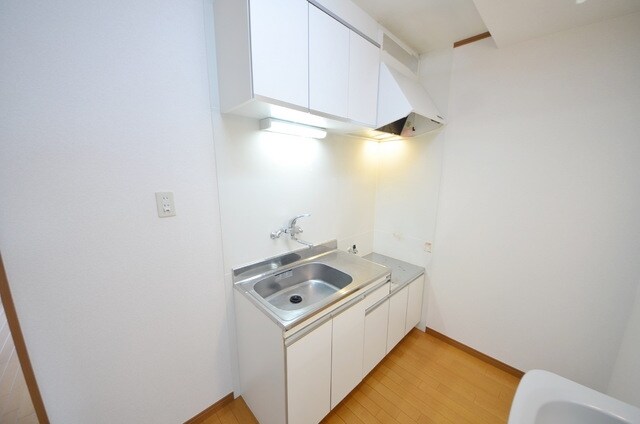 雅泉ハイツの物件内観写真