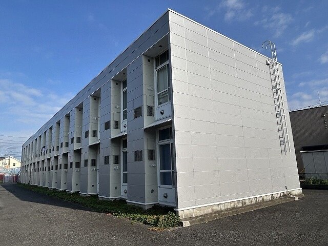 レオパレスU&Sの物件外観写真