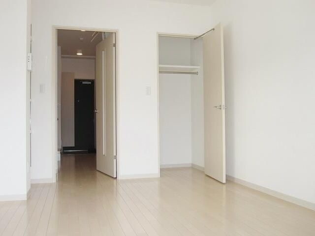 ヴィラ フローリッシュの物件内観写真