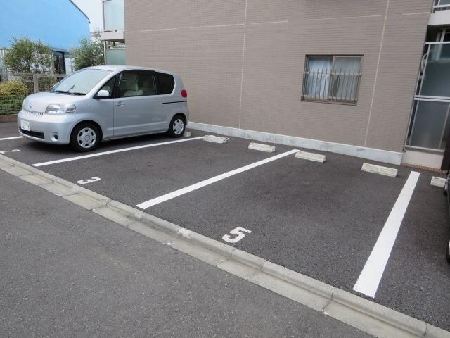 ヴィラ フローリッシュの物件内観写真