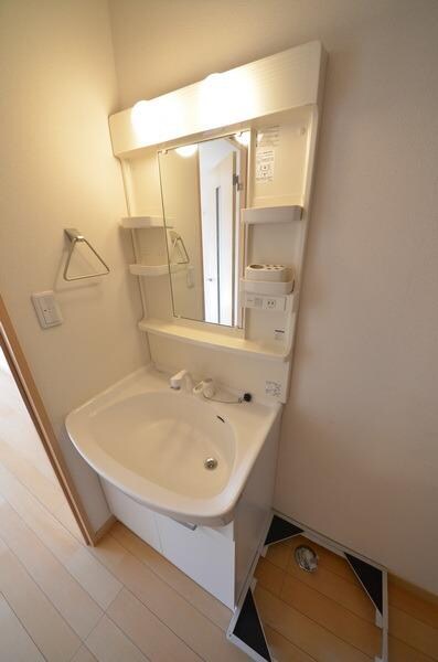 テオス国立の物件内観写真