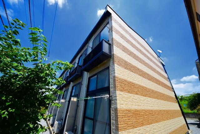 レオパレスハーモニーの物件外観写真