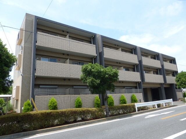 Cruzo BBの物件外観写真