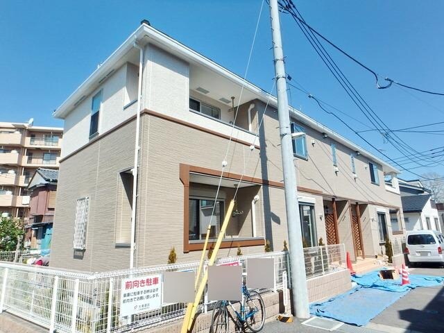 メゾンドグリシーヌIIIの物件外観写真