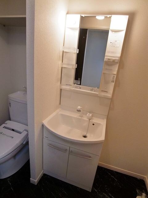 シャングリラの物件内観写真