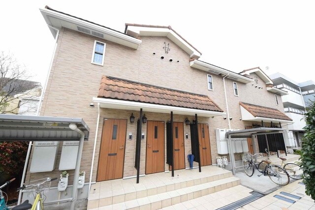 メゾングラースの物件外観写真